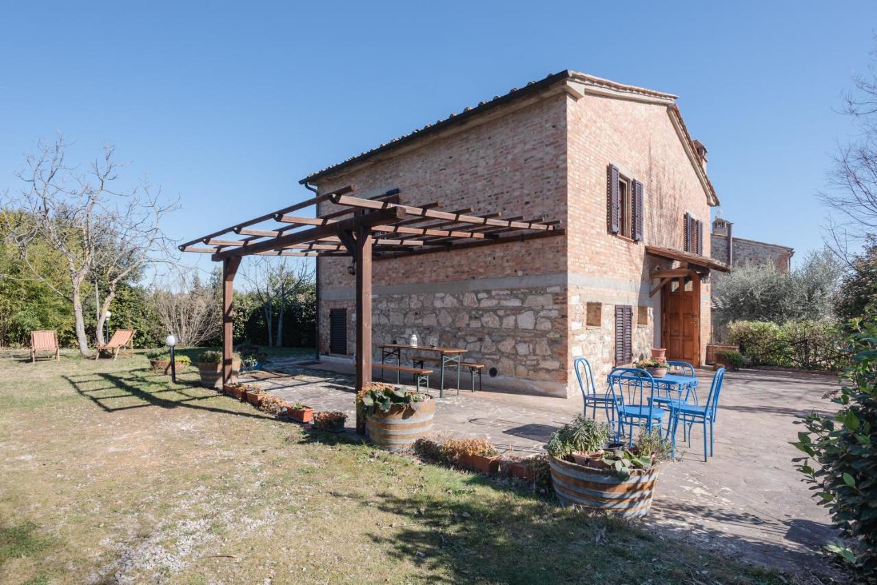 Chianti - Lovely Cottage With Parking & Garden! كاستيلْنْوافو بيراردين المظهر الخارجي الصورة