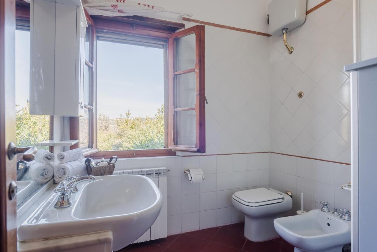 Chianti - Lovely Cottage With Parking & Garden! كاستيلْنْوافو بيراردين المظهر الخارجي الصورة
